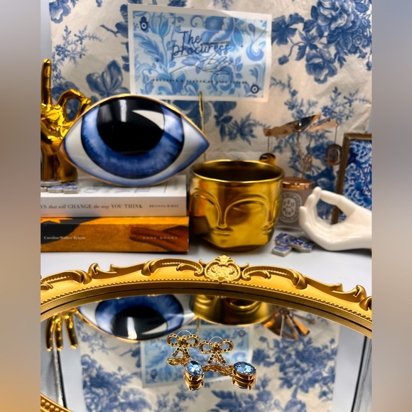 🆕 OSCAR DE LA RENTA 🧿 NWOT Blue Sparkle & Dangling Bow Earrings - Picture 3 of 16